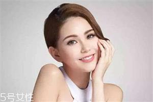 美瞳戴不进去怎么办 新手一学就会的戴美瞳方法