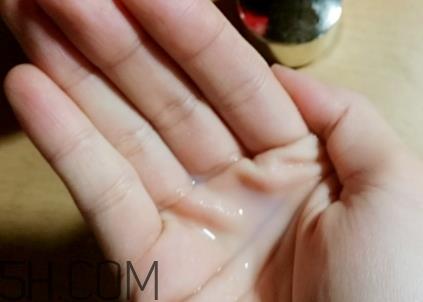 avenir艾文莉是什么牌子？高丝艾文莉和雪肌精哪个好？