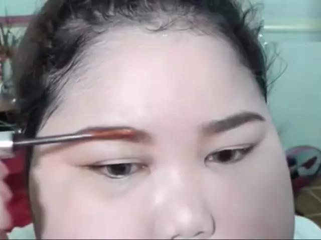 脸胖怎么化妆好看？脸大怎么化妆好看