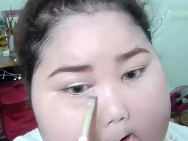 脸胖怎么化妆好看？脸大怎么化妆好看