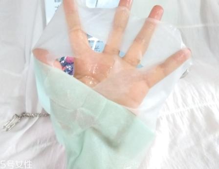 自然堂冰川水水光面膜怎么用？回归肌肤的真实美丽