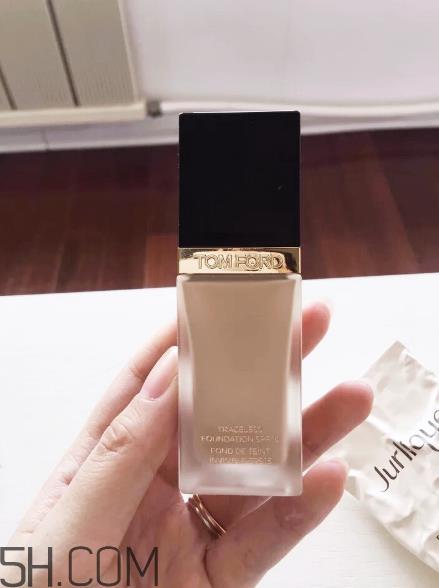 tom ford方管无痕无敌水润粉底液好用吗 多少钱