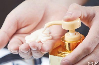 ​啫喱膏和弹力素哪个好 啫喱膏和弹力素使用顺序