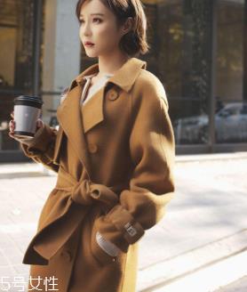 白领女性赴约穿什么好？长款气质大衣有格调和气质