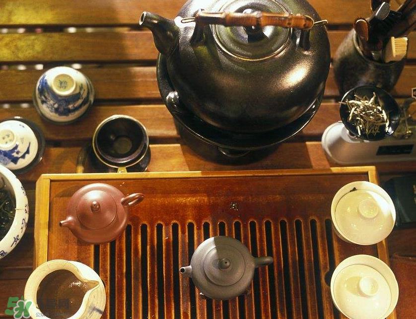 茯茶是什么茶？茯茶是黑茶吗？