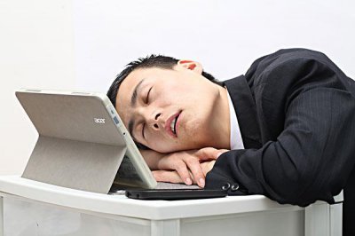 ​经常熬夜会脱发吗 经常熬夜会不会脱发