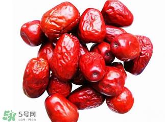 灰枣和红枣哪种营养高？灰枣和红枣哪个补血呢？