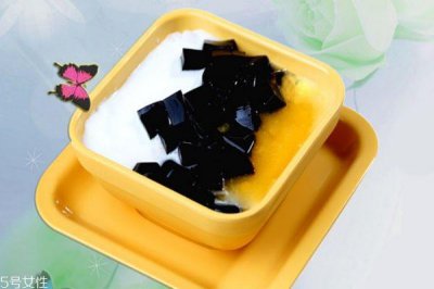 ​龟苓膏粉是什么做的 如何辨别龟苓膏粉的好坏