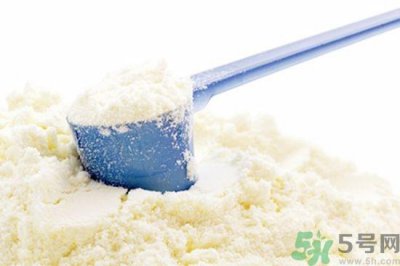 ​米粉和奶粉可以一起冲吗?米粉和奶粉可以一起冲给小孩喝吗