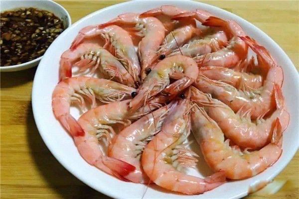生活白水虾是用冷水煮还是用开水煮好 白水虾怎么制作  2