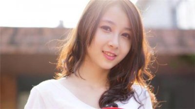 ​女生来大姨妈应该怎么回复她呢