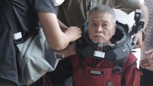 《流浪地球》票房大火，但演员片酬低得可怜，吴孟达只有20万片酬