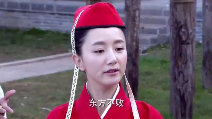 《武林外传》中佟石头跟《龙门镖局》中的盛秋月是什么关系？