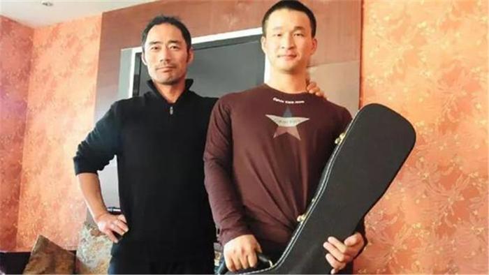 《沙漠骆驼》抄袭被证实，展展罗罗要凉了，做人还是脚踏实地为好