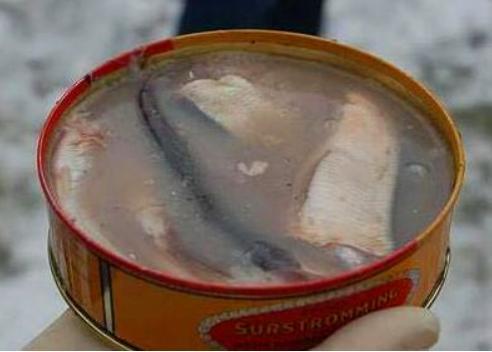 难以下咽的美食：鲱鱼罐头