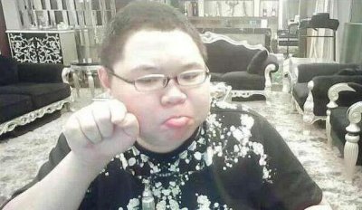 ​PDD弟子遍布LPL，YM招人标准是什么？YM经理：达到条件联系我