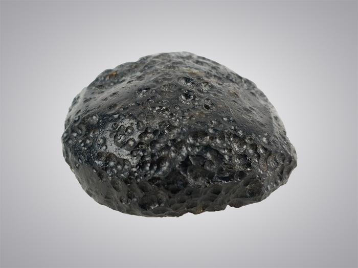 玻璃陨石有没有收藏价值？市场价格多少？