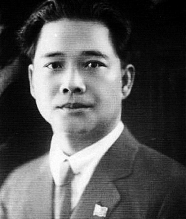 她被称作民国丑女，却嫁给民国四大美男之一，丈夫还对她言听计从