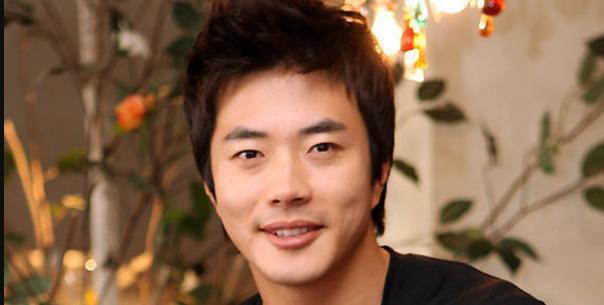 韩国70后“大叔”男星，权相佑很有魅力，元彬有型又帅气