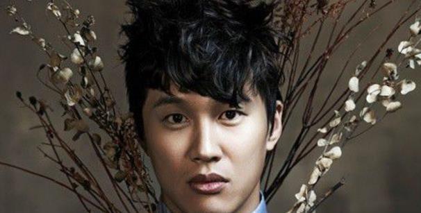 韩国70后“大叔”男星，权相佑很有魅力，元彬有型又帅气