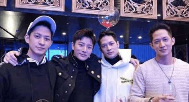 李小璐和贾乃亮确定复合，王昊却隔空回应：我很想你