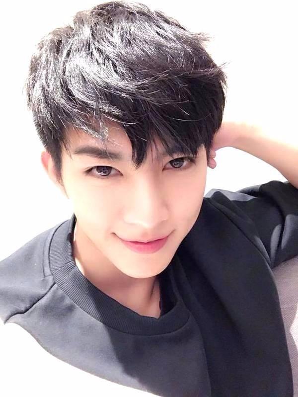 柯震东深夜发文:我死了有人在乎吗