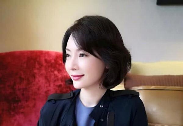 娱乐圈最干净女星，出道17年零绯闻，结婚8年未生娃