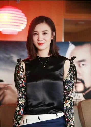 37岁小宋佳新恋情曝光，但是黑历史也被翻出，网友：不敢相信