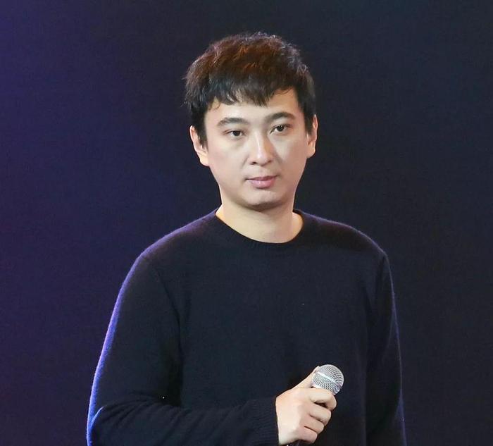 王思聪狂追马化腾之女马曼琳, 网友: 不要网红, 改联姻了