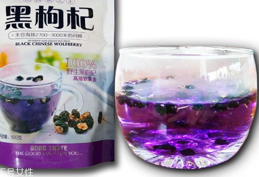 黑枸杞用什么水泡最好 热水即可