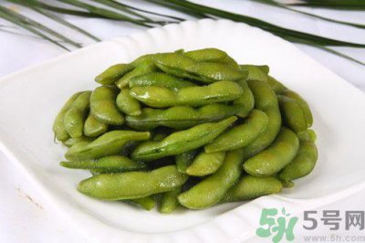​毛豆和黑豆可以一起吃吗?毛豆和黑豆一起煮会怎么样