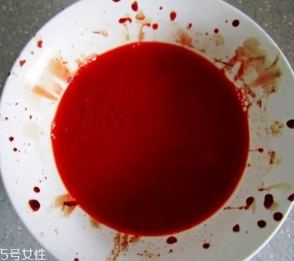 鸡血怎么做成血块？鸡血怎么凝固？