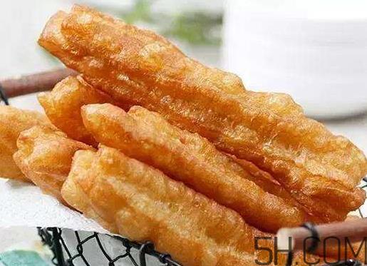 油条可以和牛奶一起吃吗？油条和牛奶能一起吃吗？
