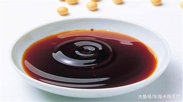 炒菜时放生抽还是老抽, 区别是什么, 广东大厨告诉你, 值得收藏