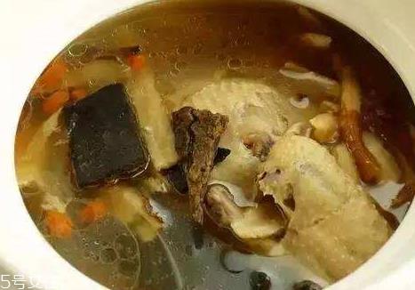 玉竹和黄芪一起炖汤吗