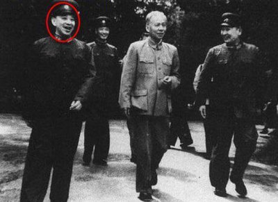 ​此人是开国上将军衔，粟裕称赞他很务实，其孙女现在娱乐圈很红