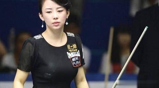 为何说潘晓婷情商高？看她如何回应大球碰小球事件，云淡风轻！