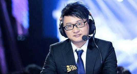 LOL： 厂长不上场原因为何？ joker： 厂长在等一个机会!