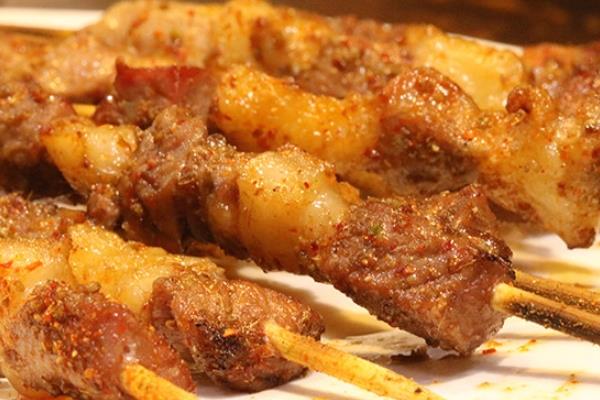 羊肉串的腌制方法 这个味道才正宗