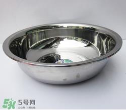 腌肉可以用不锈钢盆吗？不锈钢盆可以腌肉吗？