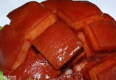 红烧肉为什么会硬 原因如下