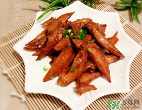 鸡翅尖烤箱烤多久？鸡翅尖怎么烤箱烤？