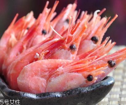 北极虾的最佳搭配 搭配着吃更有营养