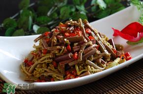 蕨菜苦能吃吗？蕨菜苦的吃了会中毒吗？