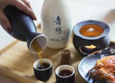 ​女生喝黄酒还是米酒 黄酒和米酒的区别