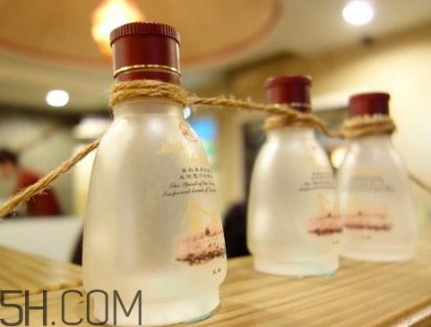 一两白酒的热量是多少 一斤白酒的热量是多少