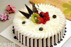 6寸蛋糕多大 6寸蛋糕直径多少
