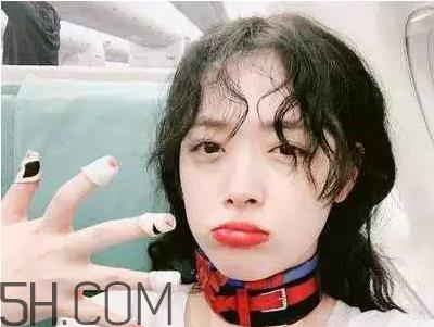 雅诗兰黛口红和兰蔻口红对比 雅诗兰黛和迪奥哪个贵