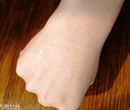 防晒喷雾防汗吗 选用防水的就好