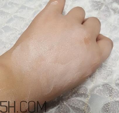 卡姿兰和水密码哪个好？卡姿兰和水密码对比